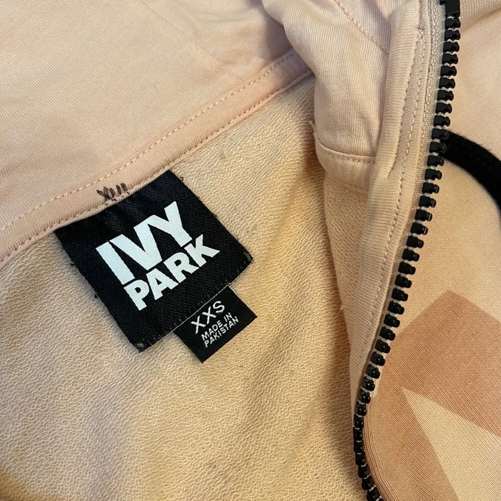 Ivy Park blush hoodie - Picture 5 of 5